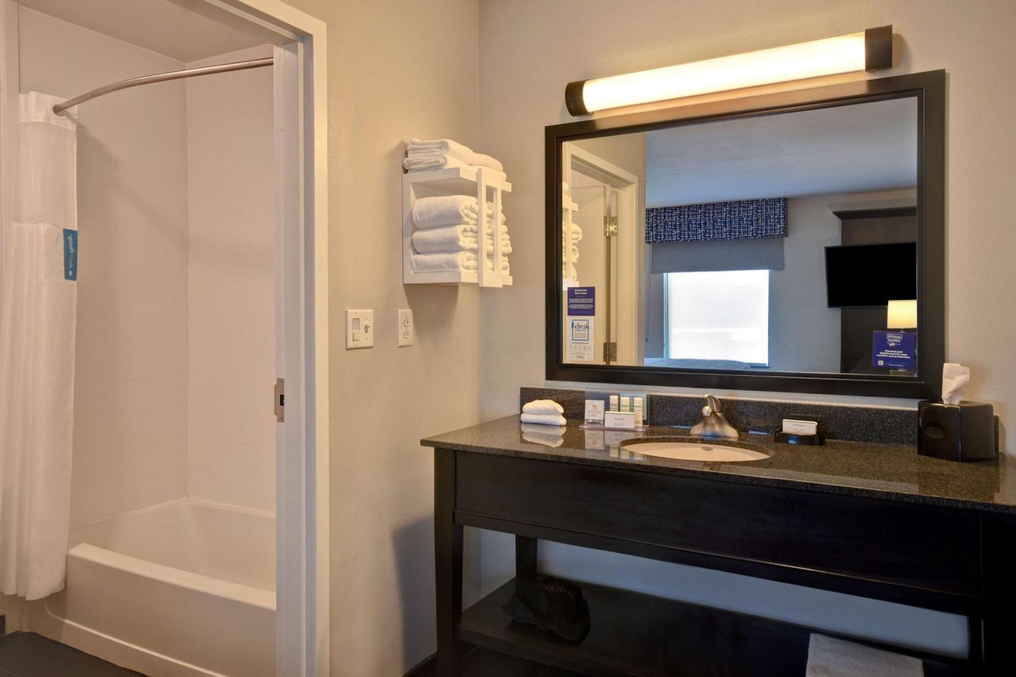 Hampton Inn & Suites Columbia South Fort Meade Area Экстерьер фото