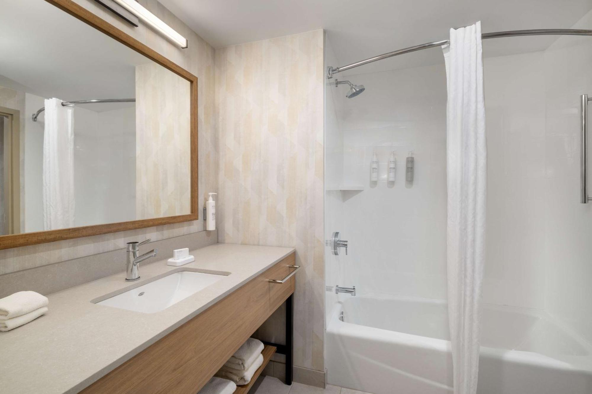 Hampton Inn & Suites Columbia South Fort Meade Area Экстерьер фото